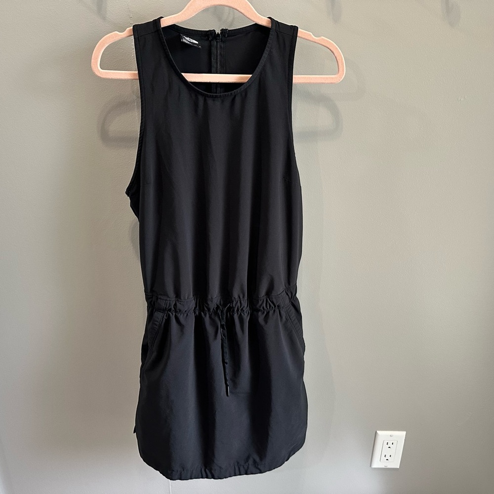 The North Face Women’s Black Sleeveless Drawstring Waist Dress